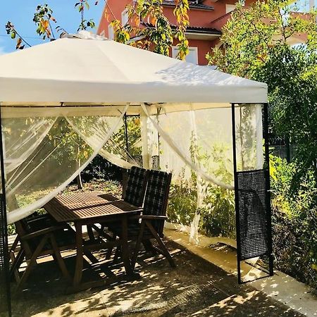 Garden Cozy Apartment Задар Екстер'єр фото